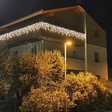 Oasi Degli Ulivi Lägenhet Riva del Garda Exteriör bild