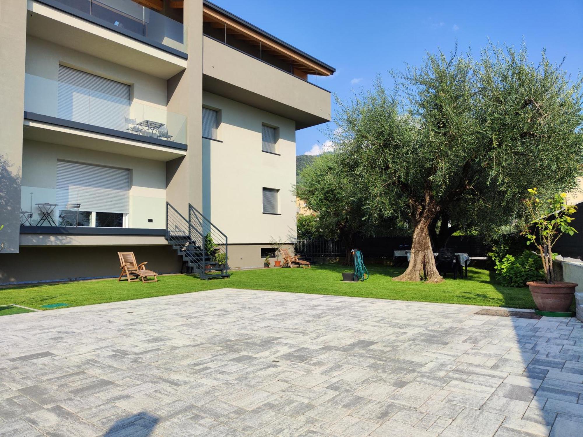 Oasi Degli Ulivi Lägenhet Riva del Garda Exteriör bild