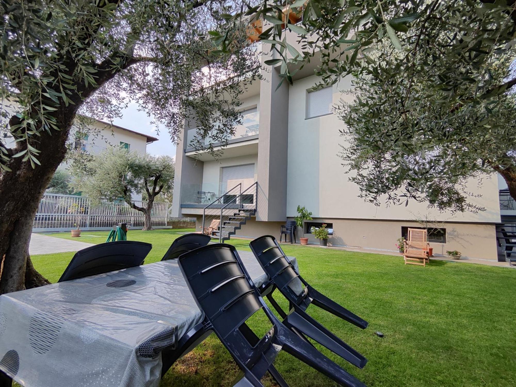 Oasi Degli Ulivi Lägenhet Riva del Garda Exteriör bild